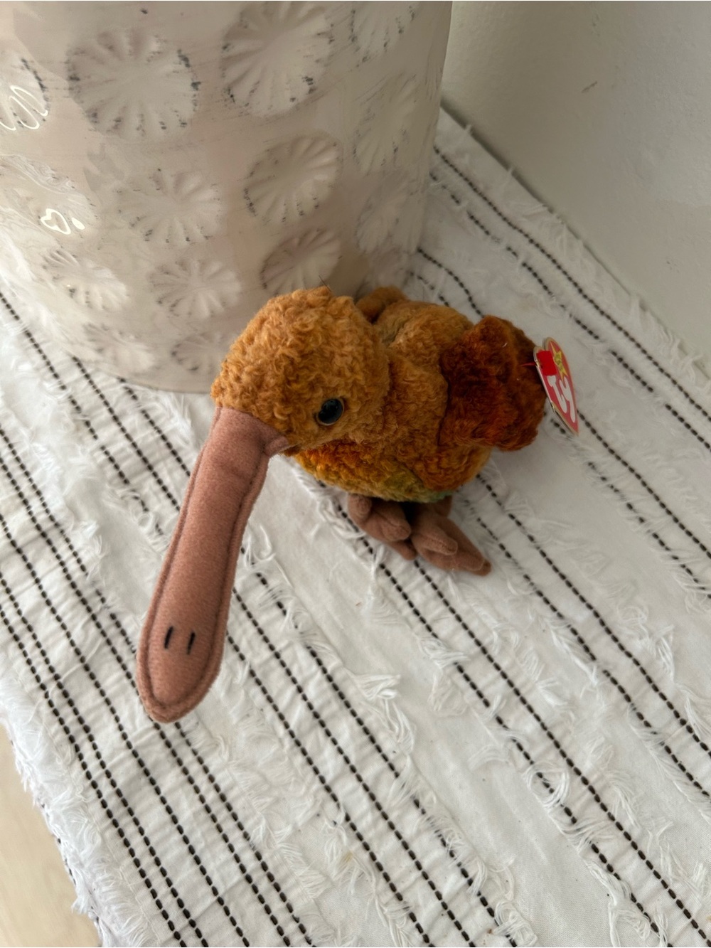 Vintage 1998 Ty Beanie Baby Beak Brown and Tan Kiwi Bird Plush
